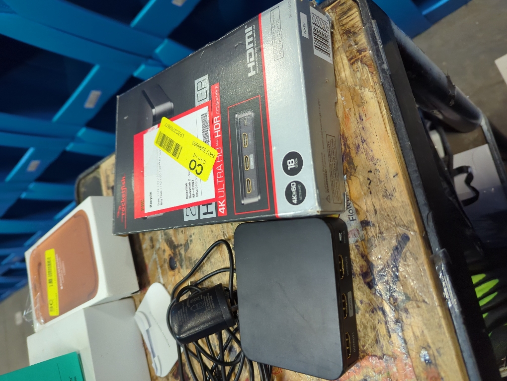 Rocketfish 2-Output HDMI Splitter with 4K at 60Hz and HDR Pass-Through - Dual HDMI Splitter with Easy Setup - HDMI Splitter Output Supports 2 HDMI Displays - Splitter with 4k & HDR Compatibility