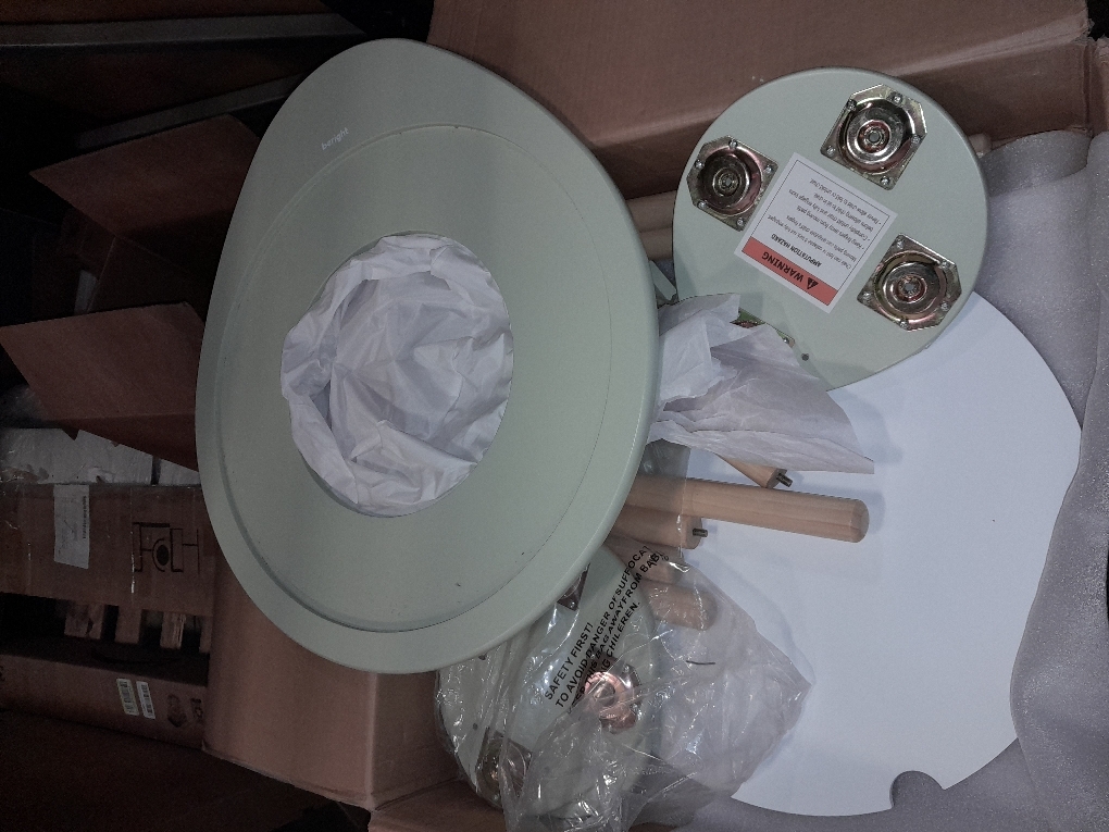 Beright Kids Table and Chairs Set, Kids Wooden Play Table with 2 Chairs, Kids Round Table for Toddlers, Suitable for Bedroom, Playroom and Kids' Room, with Removable Top Panel and Storage Bag, Green