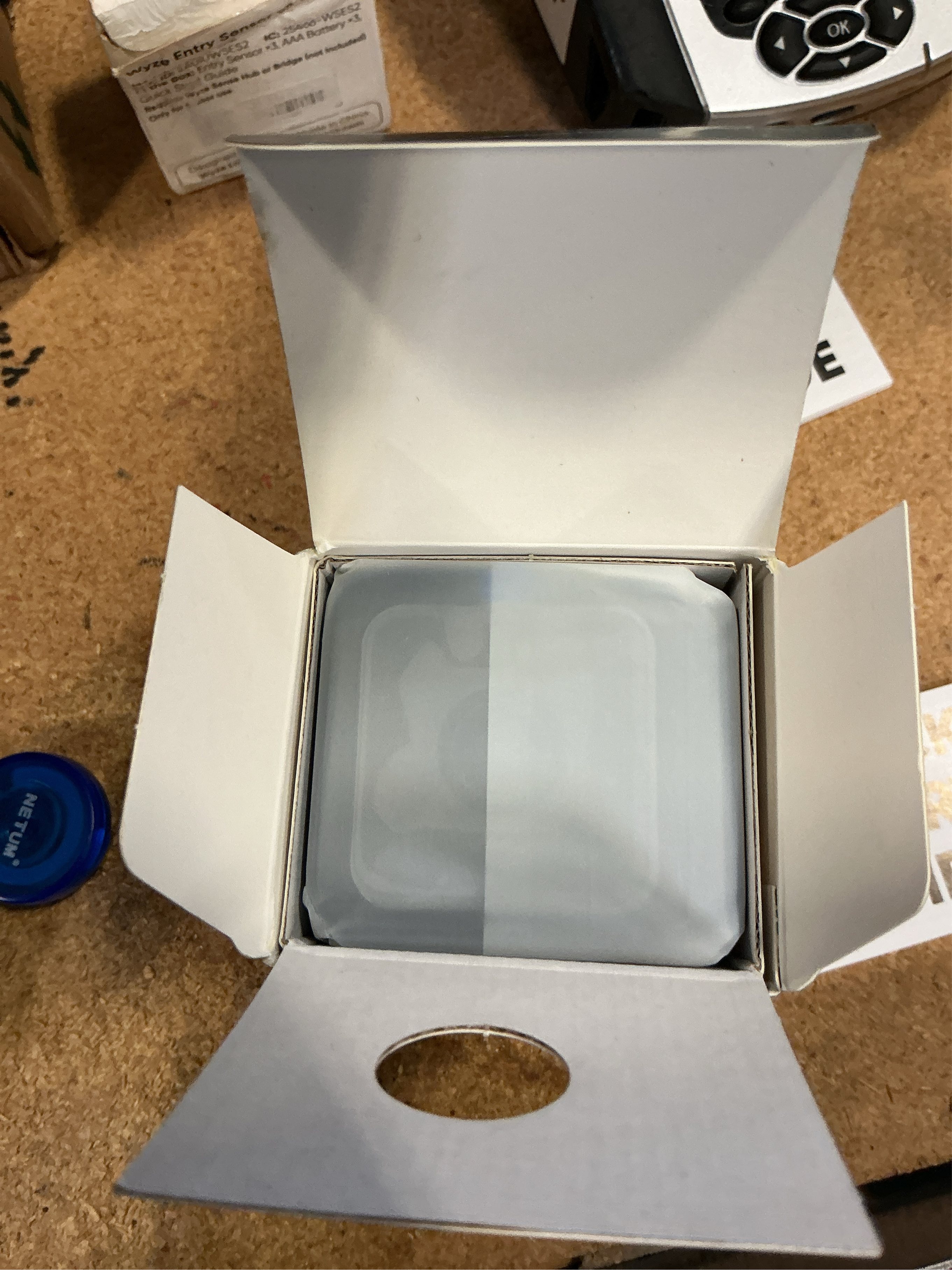 Wyze Cam v3 Color Night Vision CCTV surveillance camera Black