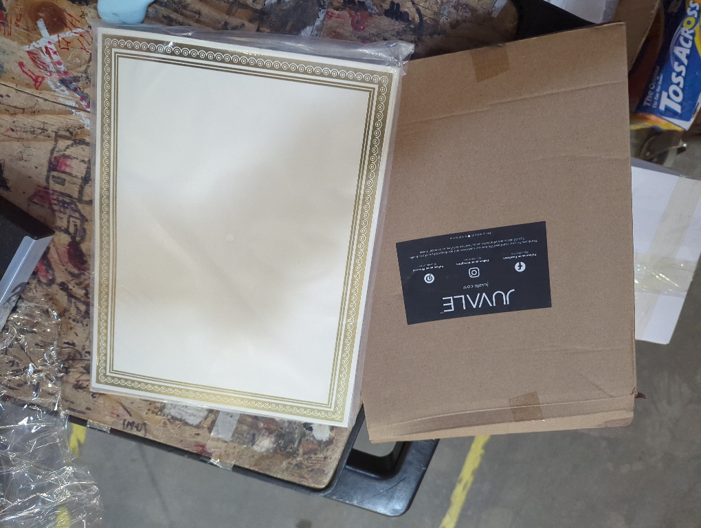 Juvale 50 Sheets Gold Foil Award Certificate Paper 8.5 x 11 for Printing - Blank Cardstock for Graduation Diploma (Ivory)