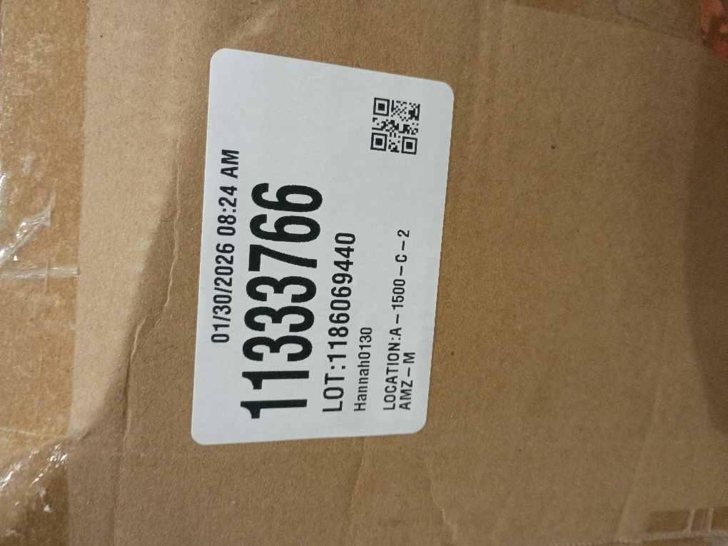 BESTVIP 700PCS Rose Gold Disposable Dinnerware Set for 100 Guests, Plastic Plates for Party, Wedding, Christmas, Include: 200 Plastic Plates, 100 Gold Silverware, 100 Cups, 100 Napkins