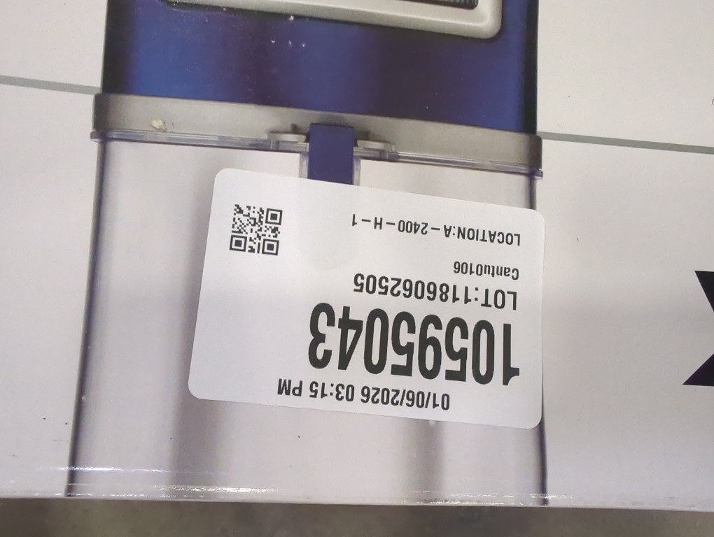 Shark Upright Vacuum, Navigator Lift-Away Deluxe with Large Dust Cup Capacity, HEPA Filter, Swivel Steering, Upholstery Tool & Crevice Tool, Blue, NV360