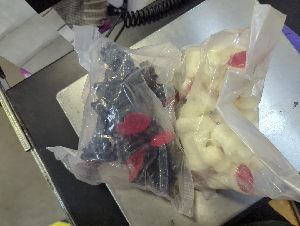 StonKraft - Tournament Chess Pieces (with Two Extra Queens) Chessmen Staunton Coins (3.75 Inch King Height) - 650 Grams (Black and White)