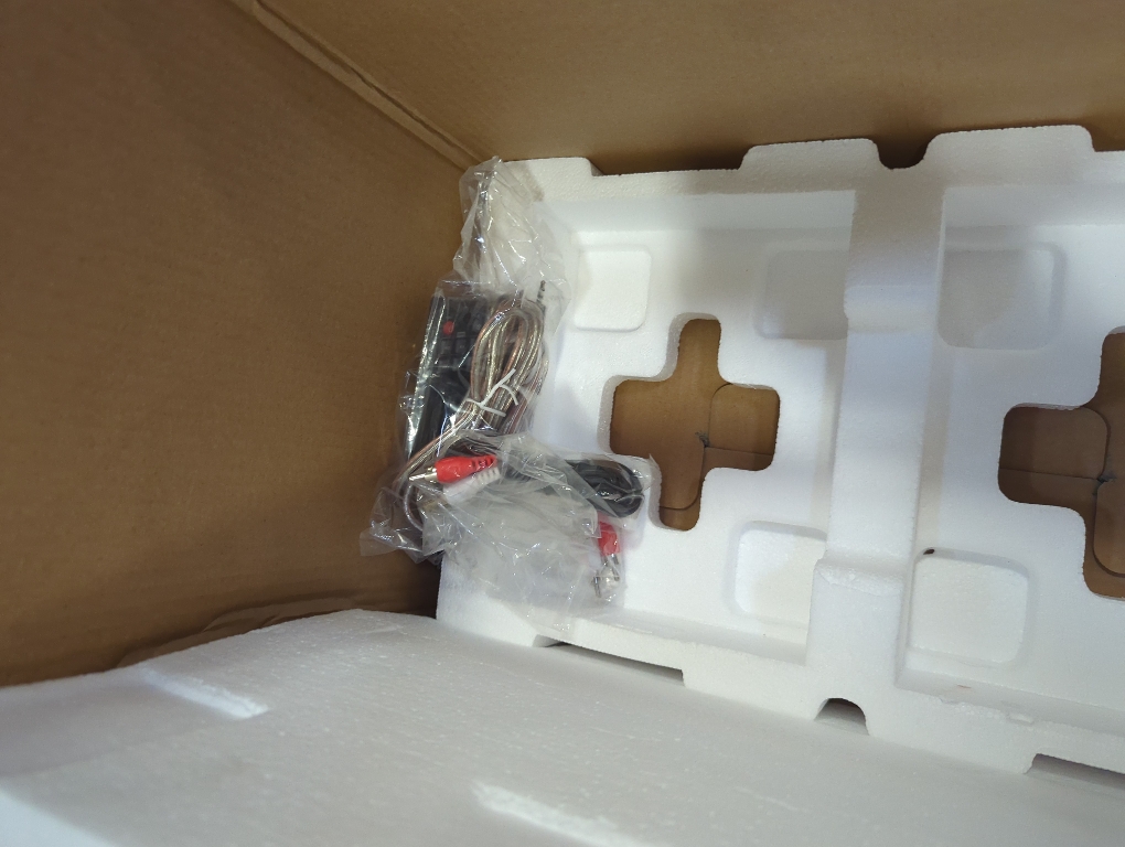 Insignia NS-HBTSS116 - Speakers - bookshelf - wireless - Bluetooth, NFC - black