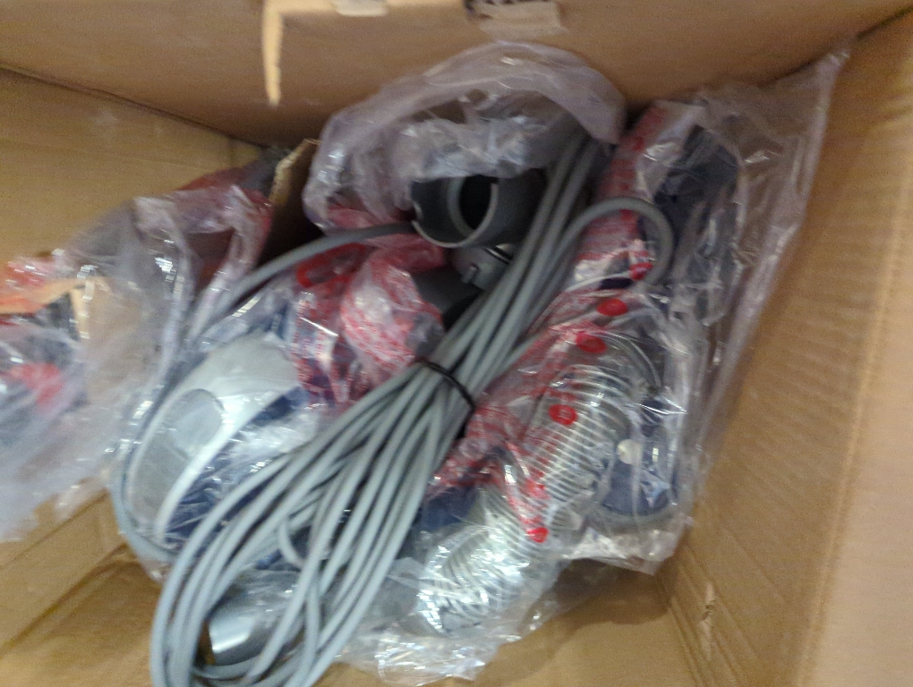 Shark Upright Vacuum, Navigator Lift-Away Deluxe with Large Dust Cup Capacity, HEPA Filter, Swivel Steering, Upholstery Tool & Crevice Tool, Blue, NV360