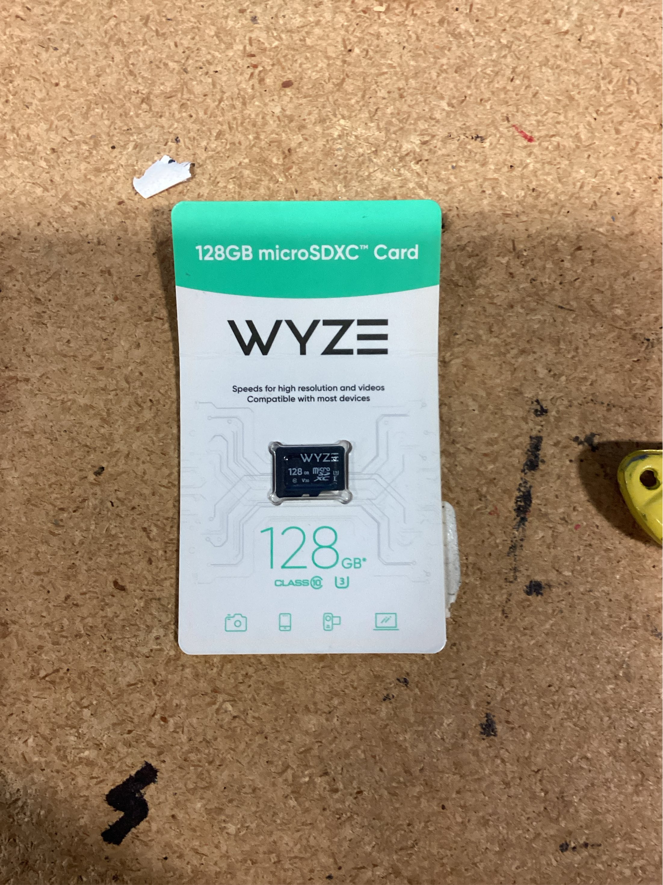 Wyze Expandable Storage 128GB MicroSDXC Card Class 10, Black