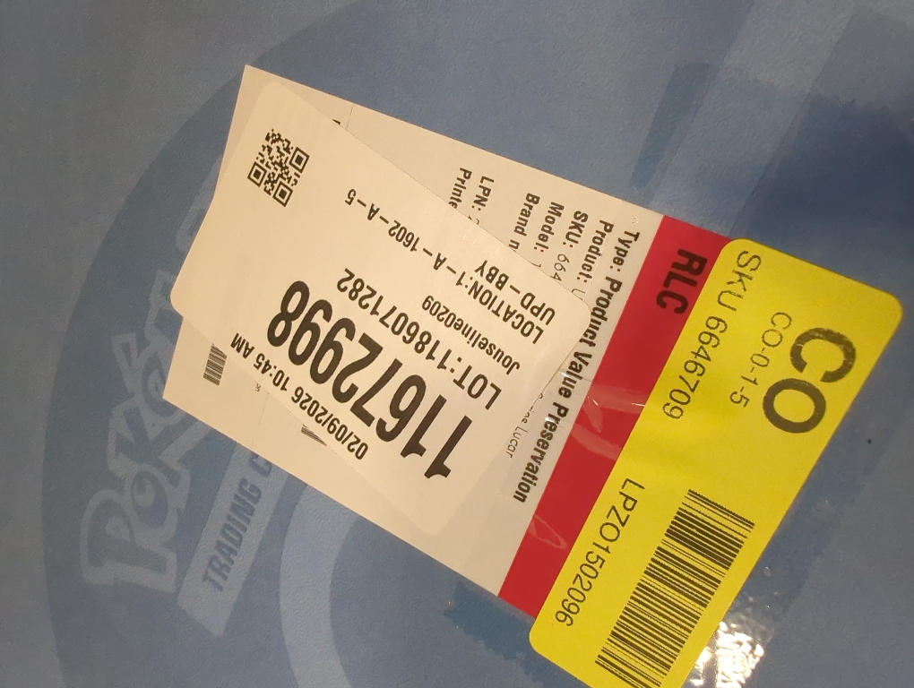 Ultra Pro | Pokemon Elite Series: Lucario 9-Pocket Zippered PRO Binder | Trading Card Game Accessory| Ages 6