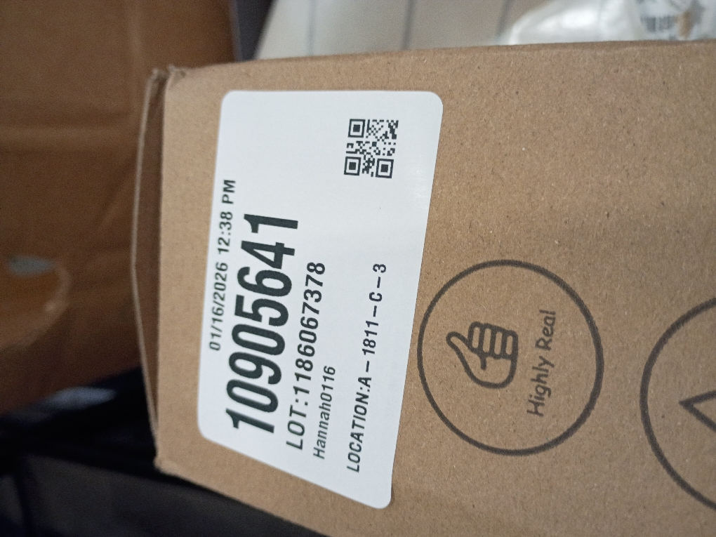 Velener Artificial Christmas Flowers for Outdoor-3 Pcs Faux Pine Branches with Red Berries & Pinecones, Fake Christmas Greenery Stems with Burlap Bag Vase, Winter Norfolk Pine Branches for Indoor