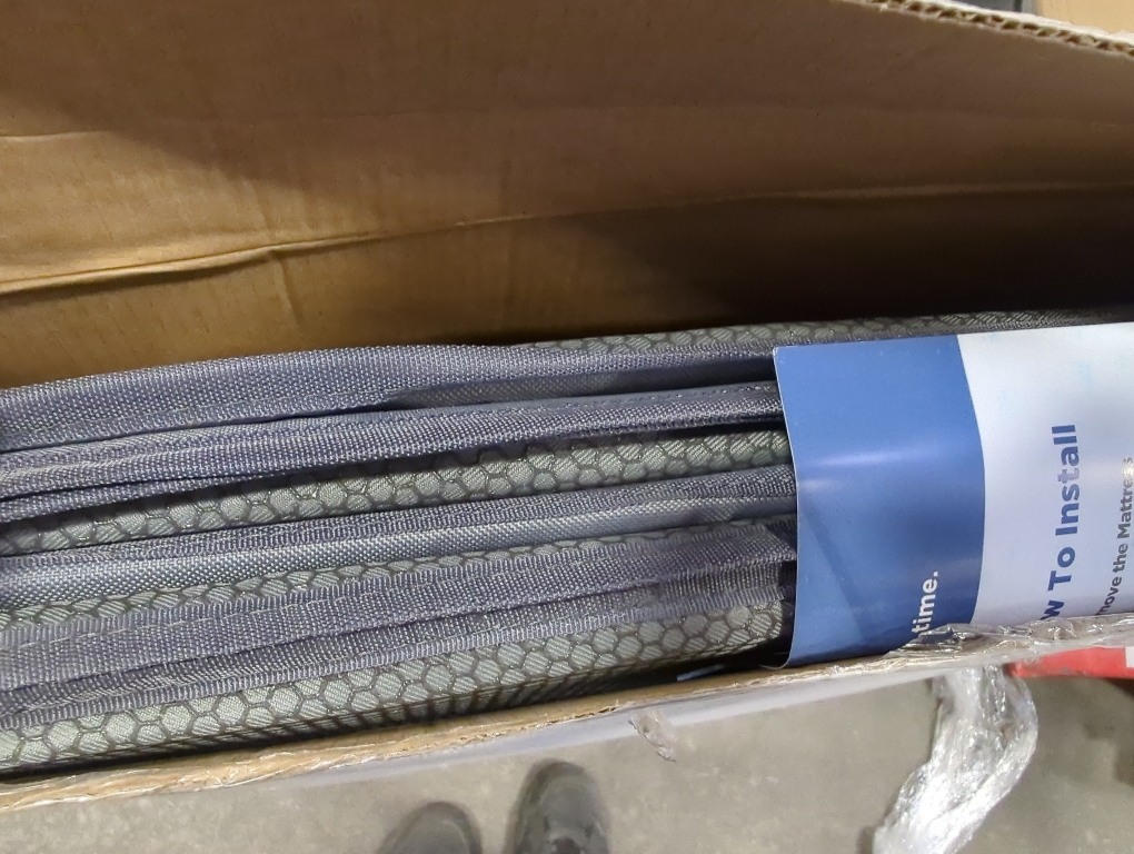 Size 76 x 80 Meliusly Premium 10mm Bunkie Board King Size (76x80'') Patent Pending Low Profile Bed Board Design - Breathable, Noise Minimizing, Moisture Resistant Bunkieboards, Low Profile Bed Support