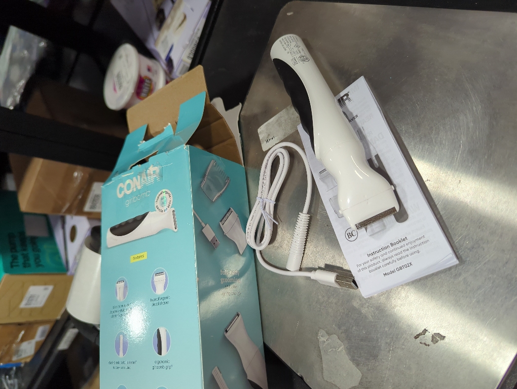 Conair GIRLBOMB Bikini Trimmer for Women | Trimmer for Women | Electric Shaver Set for Women | Wet/Dry | Lithium Ion Rechargeable