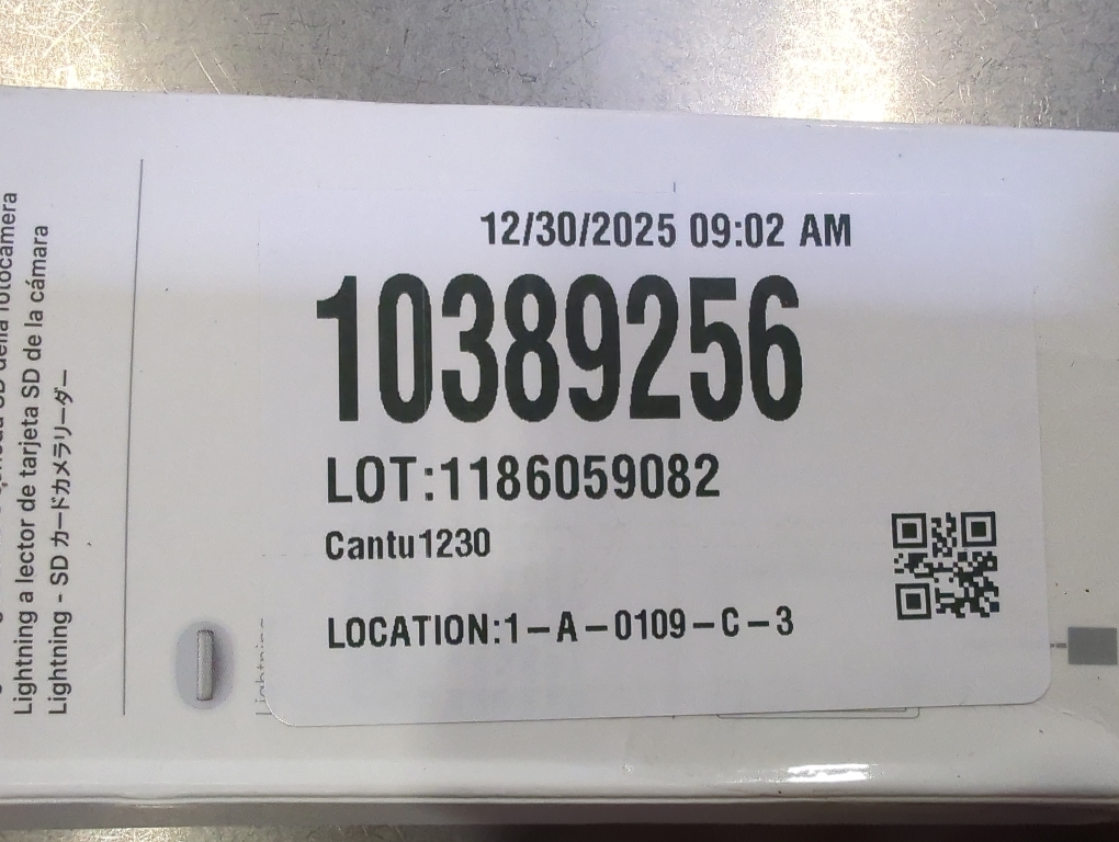 Apple Lightning to SD Card Camera Reader