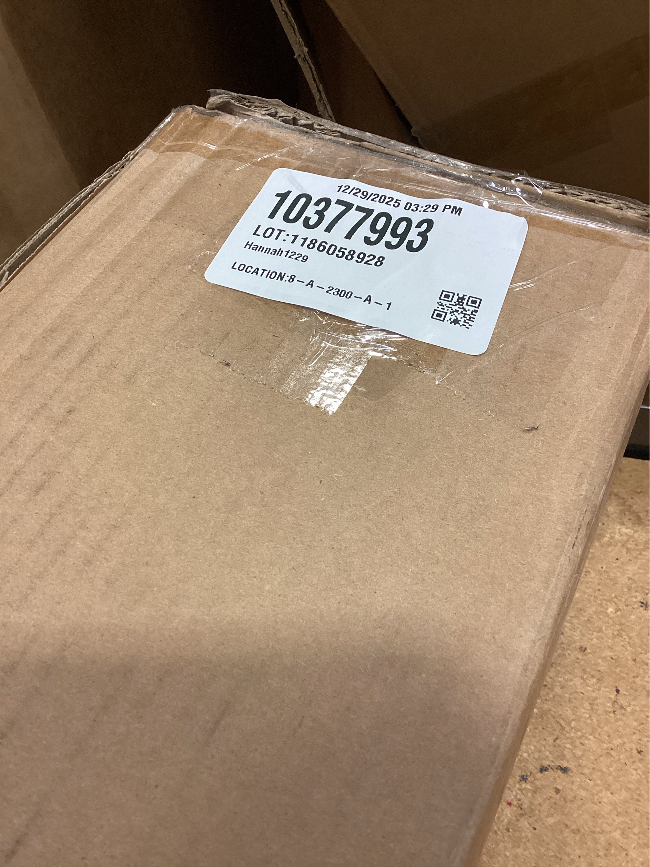 National Tree Company Crestwood Spruce 9-Foot Pre-Lit Garland with Clear Lights