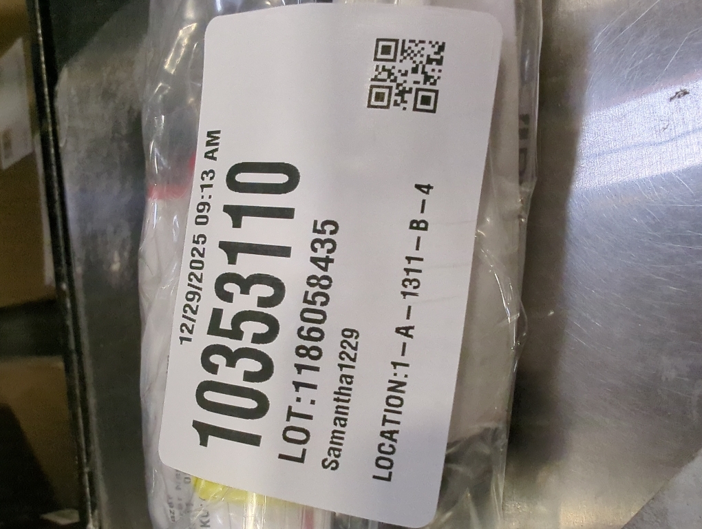 Razer RZ01-01050100-R3M1 Naga - Ergonomic MMO Gaming Mouse with 12 Programmable Thumb Buttons - 8,200 Adjustible DPI