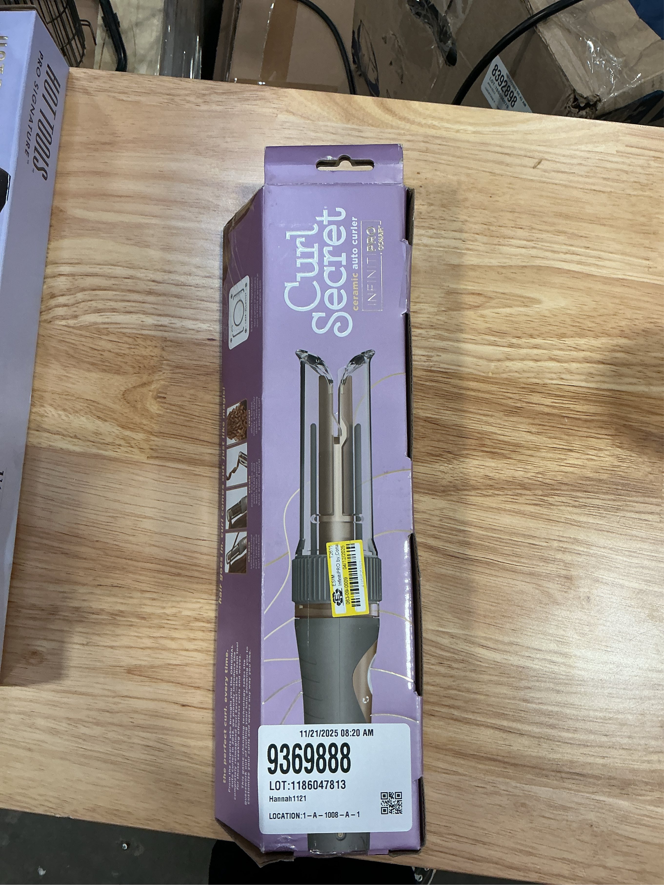 INFINITI PRO CONAIR Curl Secret Automatic Curling Iron, ¾-inch Curling Iron Barrel, Automatic Hair Curler for All Hair Types and Lengths, Dual Voltage for Worldwide Travel, Gray/Gold