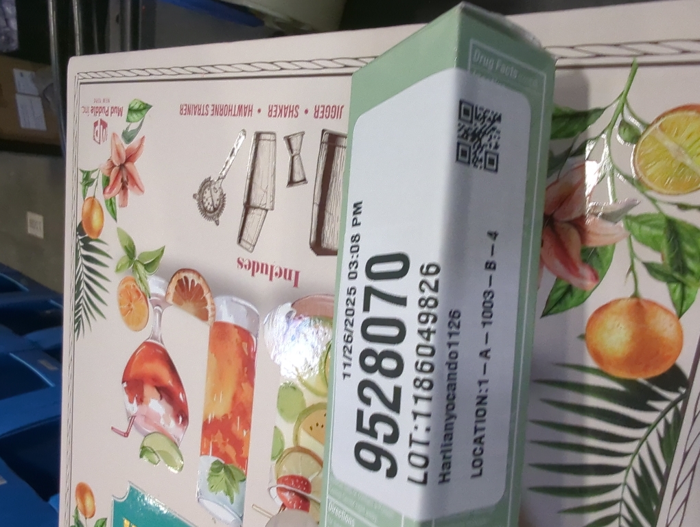 CLINIQUE City Block Sheer Oil-Free Daily Face Protector SPF 25