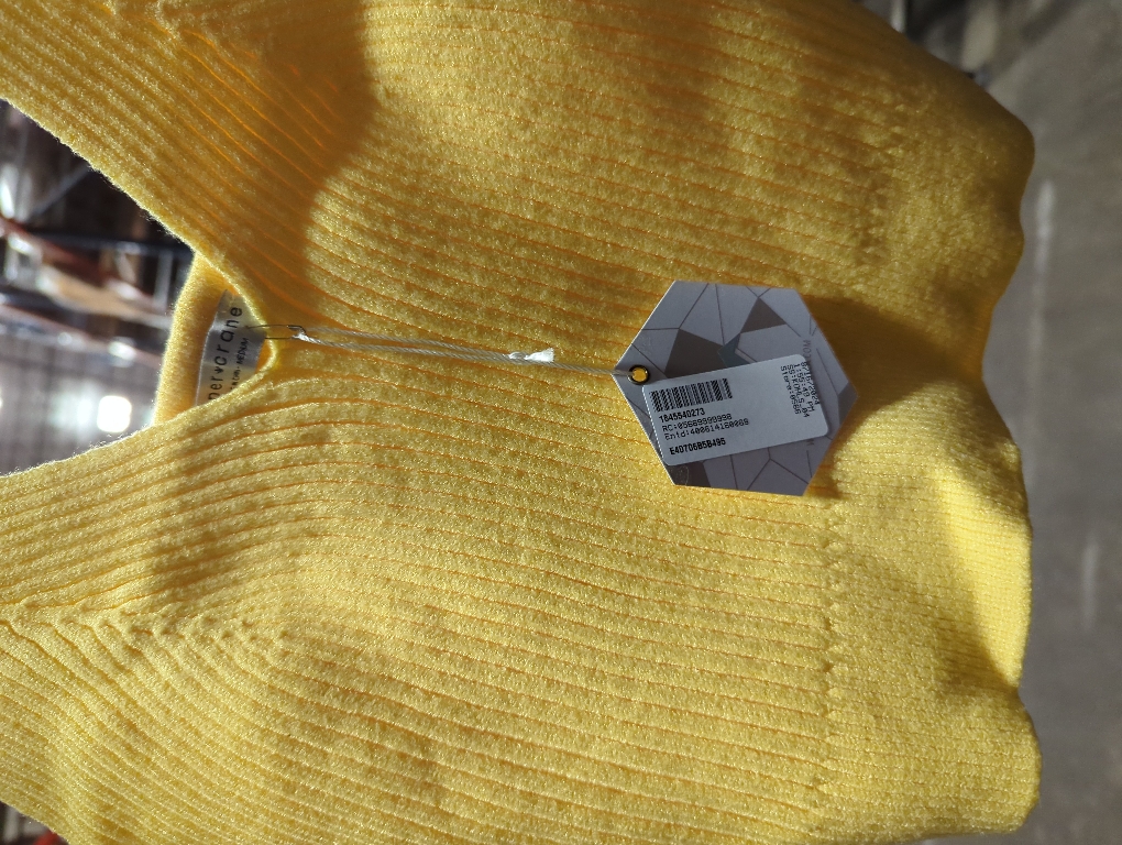 Size medium Langwyqu Women's Wool Spaghetti Strap Sexy V Neck Sweet Cut Crop Top Camisole Yellow