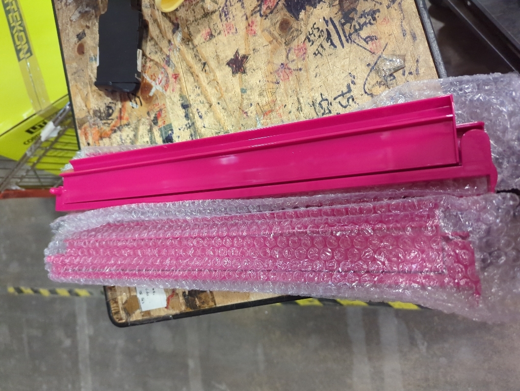 LaRandom 4 Pcs 18.7 Inch Hot Pink Acrylic Mahjong Tile Racks with Pushers for Game Night American Mahjong Racks Tile Set for Mah Jong Lovers and Beginners