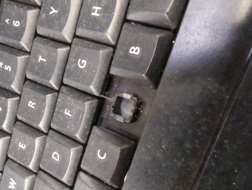 Microsoft PY9-00001 Wireless Desktop Keyboard  850 - USB 2 - Black