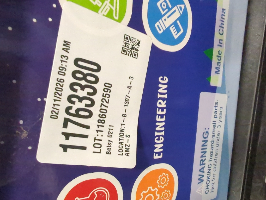 Gutter Games 12 Games of Christmas - Family Game Night Pack for Kids and Teens - Hilarious Christmas Party Games for Adults and Family Party - Complete Entertainment Package - Multicolor