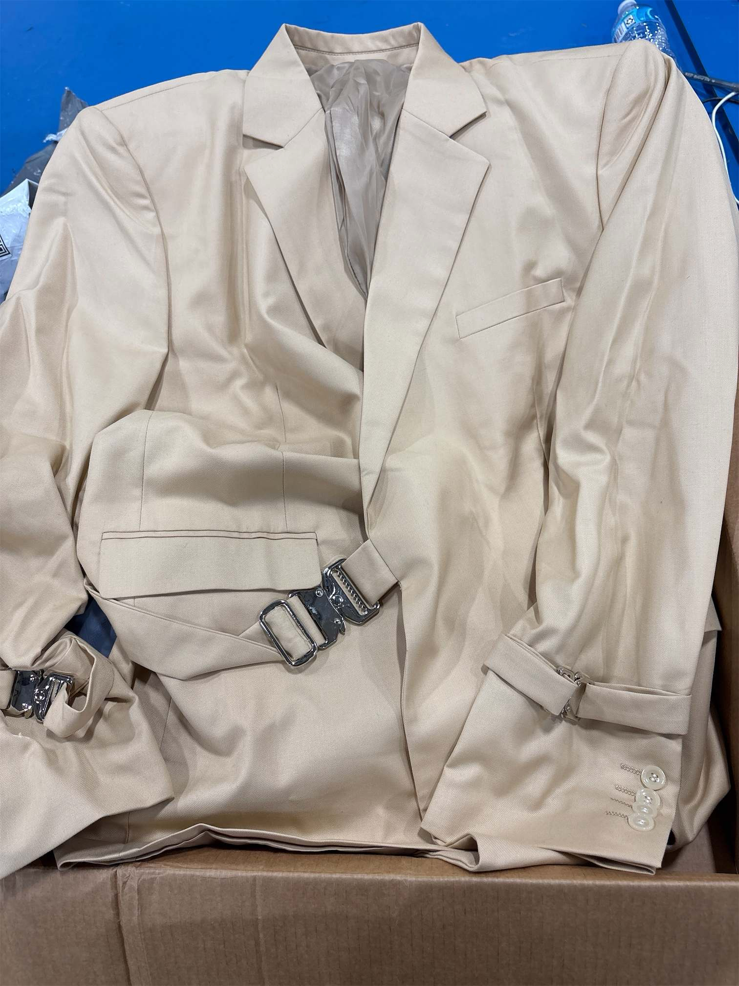 Men's Suit 2 Piece Slim Fit Suits for Men Solid Tuxedo with Metal Clasp Blazers Pants Sets for Formal Wedding Prom size 46