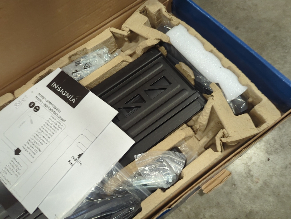 Insignia - 47 - 90 Full Motion TV Wall Mount - Black