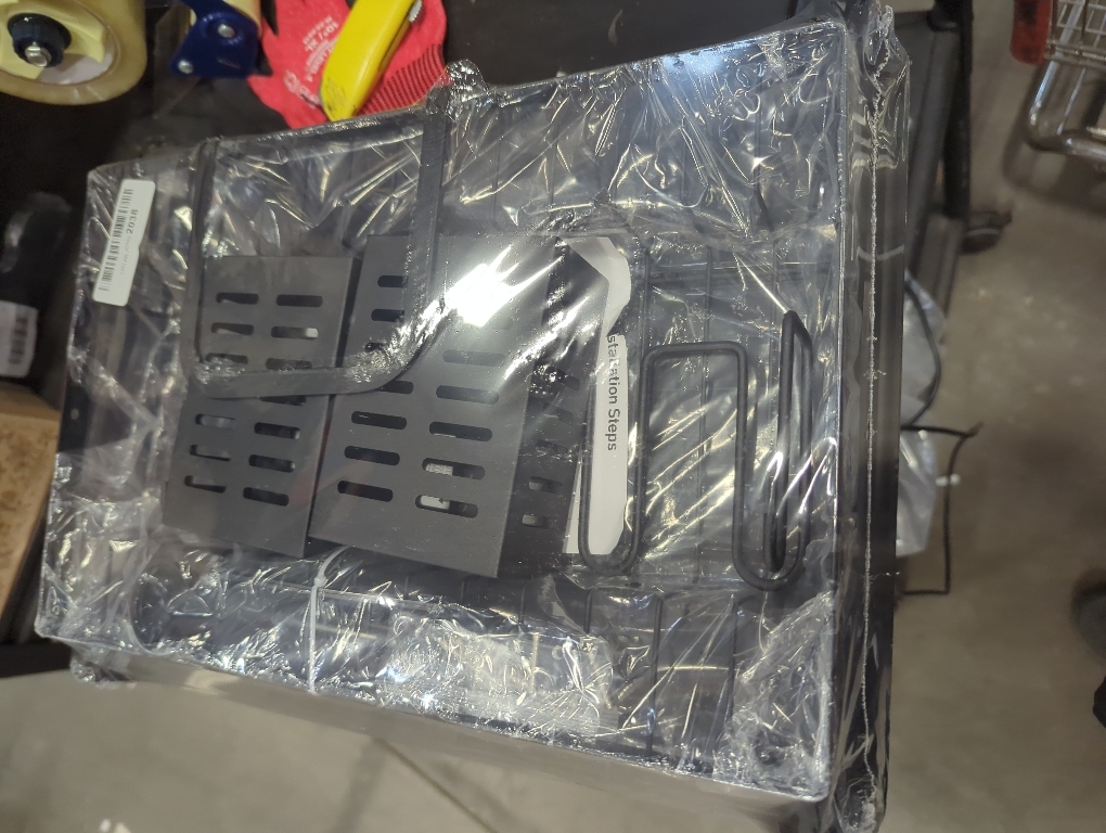 2 Tier Dish Drying Rack, Large Extendable Dish Racks for Kitchen Counter or Over Sink, Dishrack with Drainboard, 2-in-1 Anti-Rust Stainless Steel Dish Drainer with Utensil Holder & Cup Holder (Black)