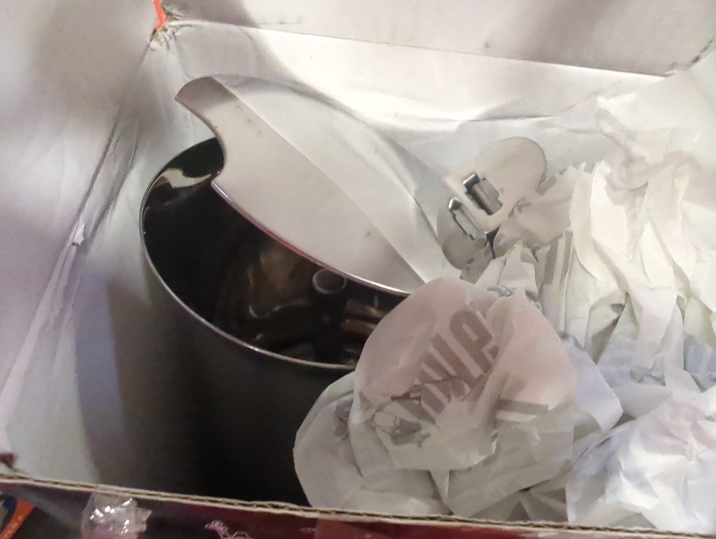 Size 6 cups Bialetti - New Venus Induction, Stovetop Coffee Maker, Suitable for all Types of Hobs, Stainless Steel, 6 Cups (7.9 Oz), Silver