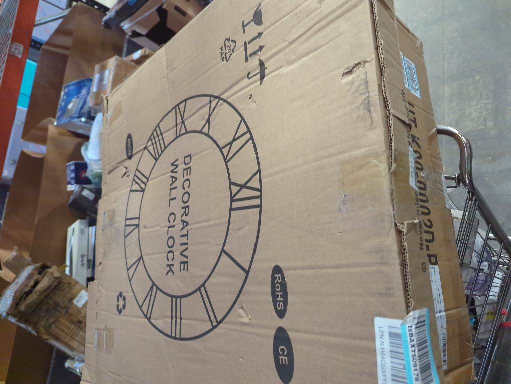 LEIKE Extra Large Wall Clock,Silent Little Ticking,Battery Operated Round Modern Wood Wall Clocks for Living Room, Bedroom,Farmhouse,Office Vintage Big Home Decor-32 Inch/80CM-Black-Arabic Number