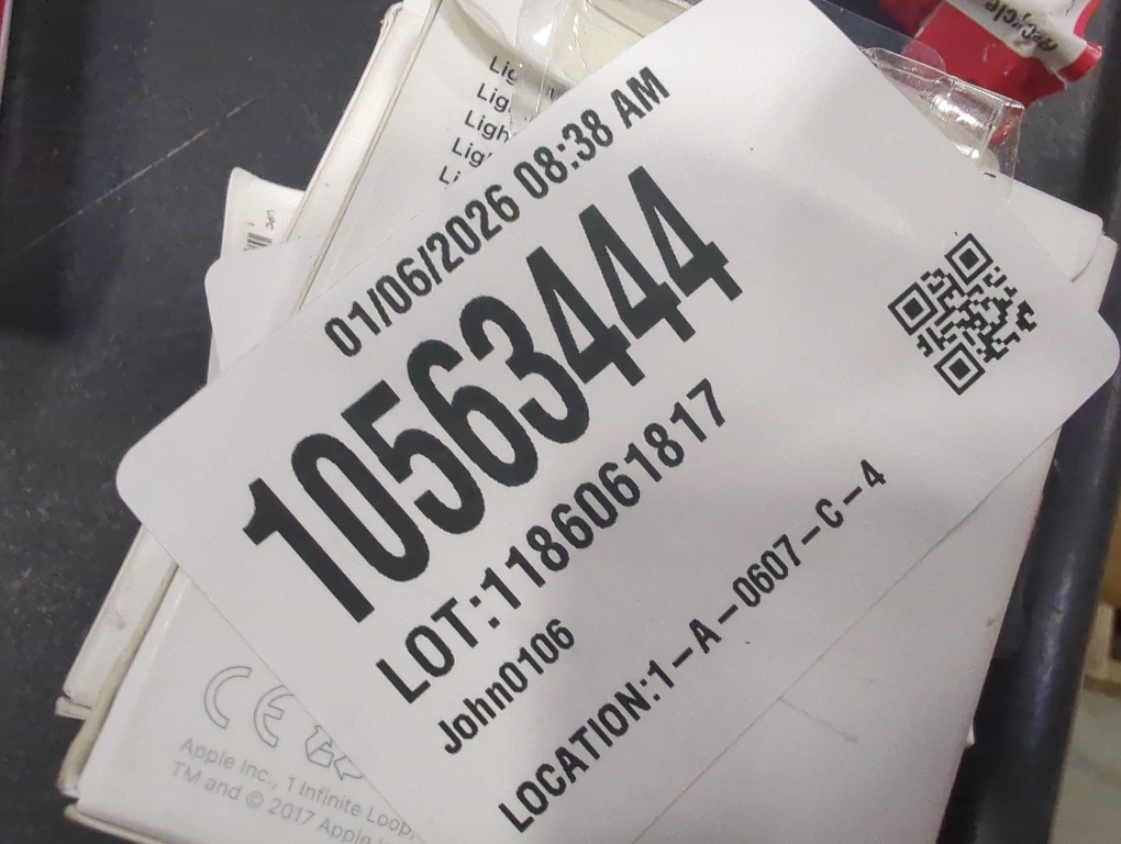 Apple - 1.6' Lightning-to-USB Cable - White