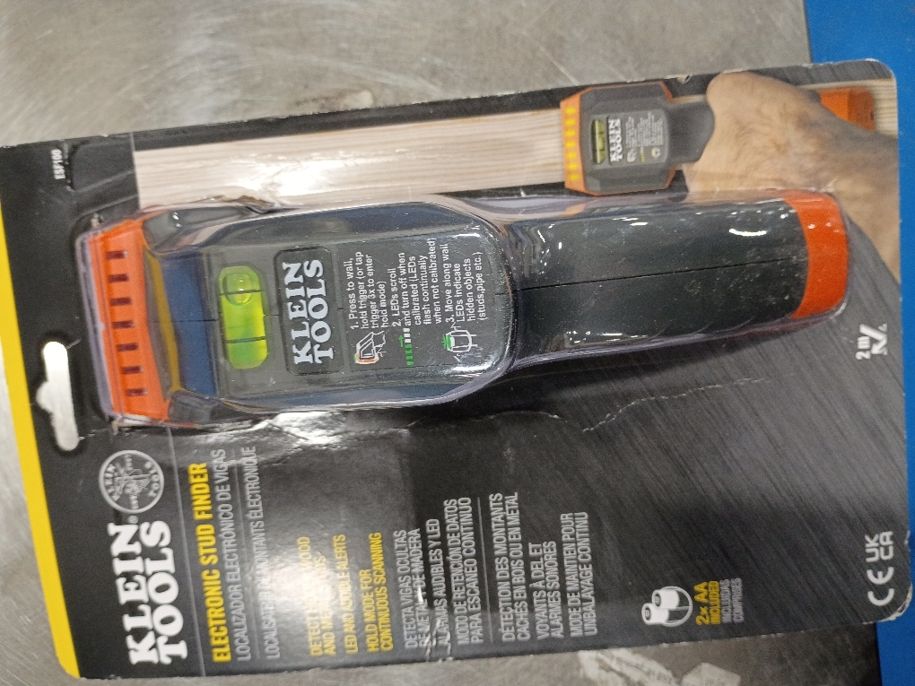 Klein Tools ESF100 Electronic Stud Finder and Wall Scanner with Bubble Level, for Wood and Metal Studs, Bright Green LEDs, Batteries Included