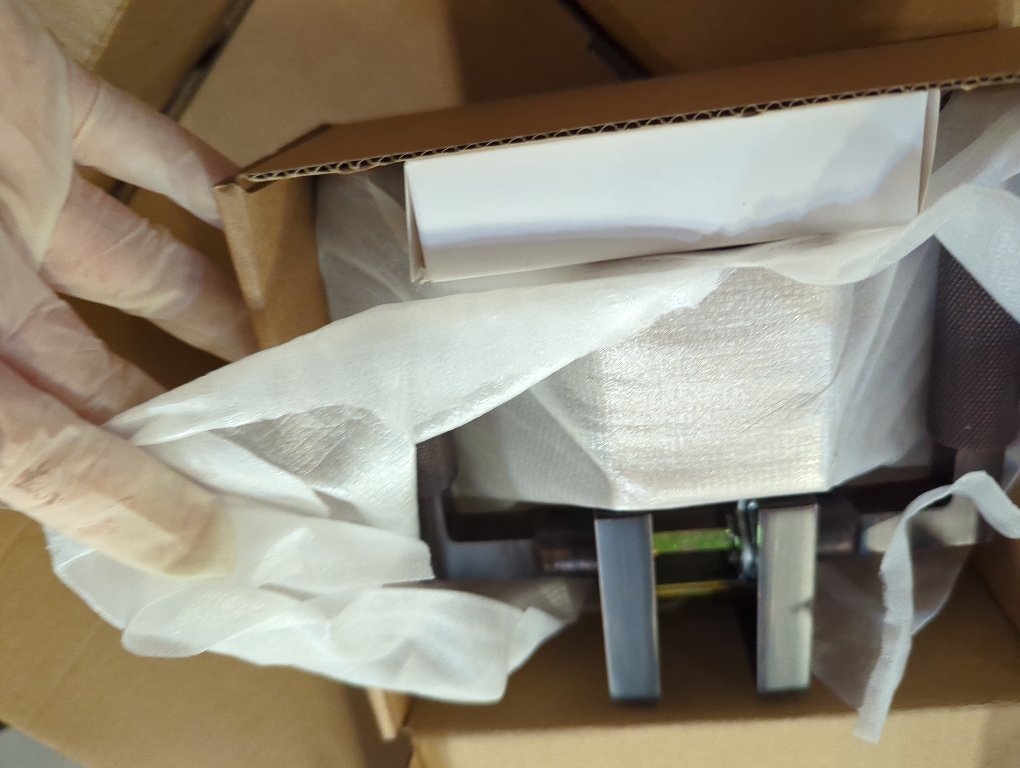 Asidrama 4 Pack Gold Privacy Door Handles, Door Lever with Door Knobs Indoor for Bedroom or Bathroom, Heavy Duty Door Handles Interior with Locks for Left Right Sided Doors