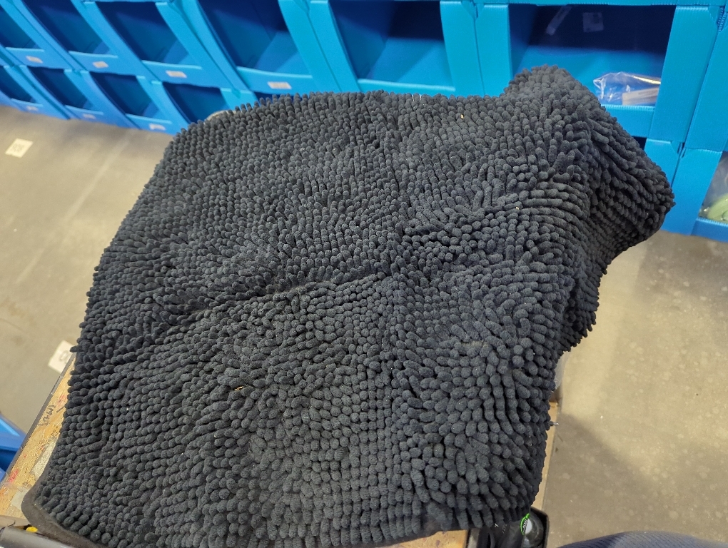 OLANLY Dog Door Mat for Muddy Paws 30x20, Absorbs Moisture and Dirt, Absorbent Non-Slip Washable Doormat, Quick Dry Chenille Mud Mat for Dogs, Entry Indoor Entryway Carpet for Inside Floor, Black