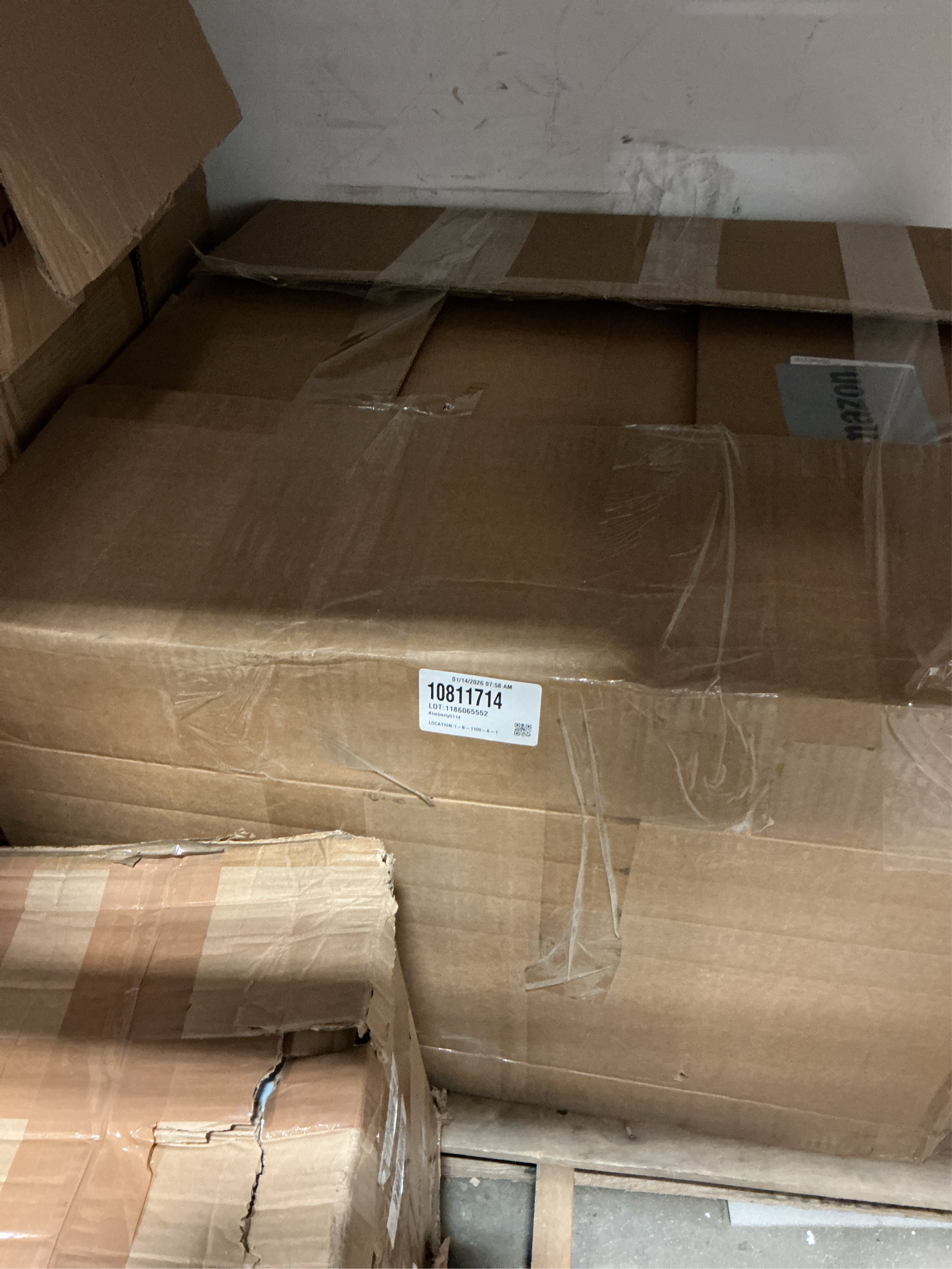 lilanoon Giant Bean Bag Chair for Adults, Non-Slip Floor Sofa with High Backrest & Wider Armrest, Upgrade Whole Sponge Bean Bag Sofa Couch for Bedroom Living Room(Large,Black,Stripe Plush)