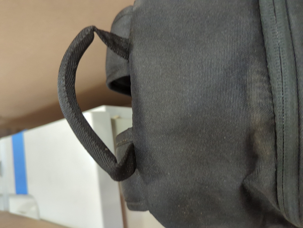 Lowepro Tahoe BP 150, Camera Bag, Lightweight Compact Camera Backpack for Cameras, CSC, DJI Spark Drone, Black, 27.5 x 21.7 x 40.3 cm, Medium LP36892-PWW