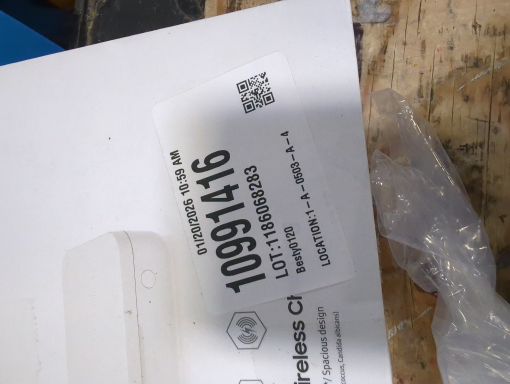 Samsung Electronics Qi Wireless Charger and UV Sanitizer - US Version