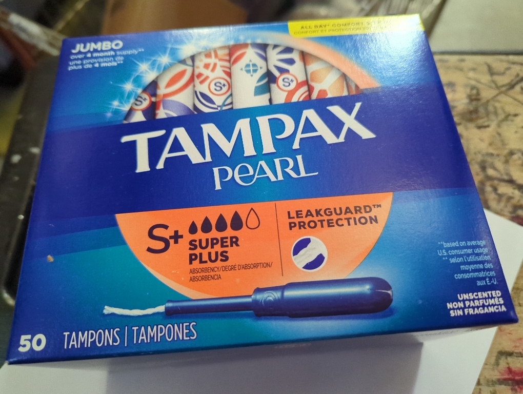 Tampax Pearl Tampons for Women, with LeakGuard Braid, Super Plus Absorbency, Unscented, 50 Count