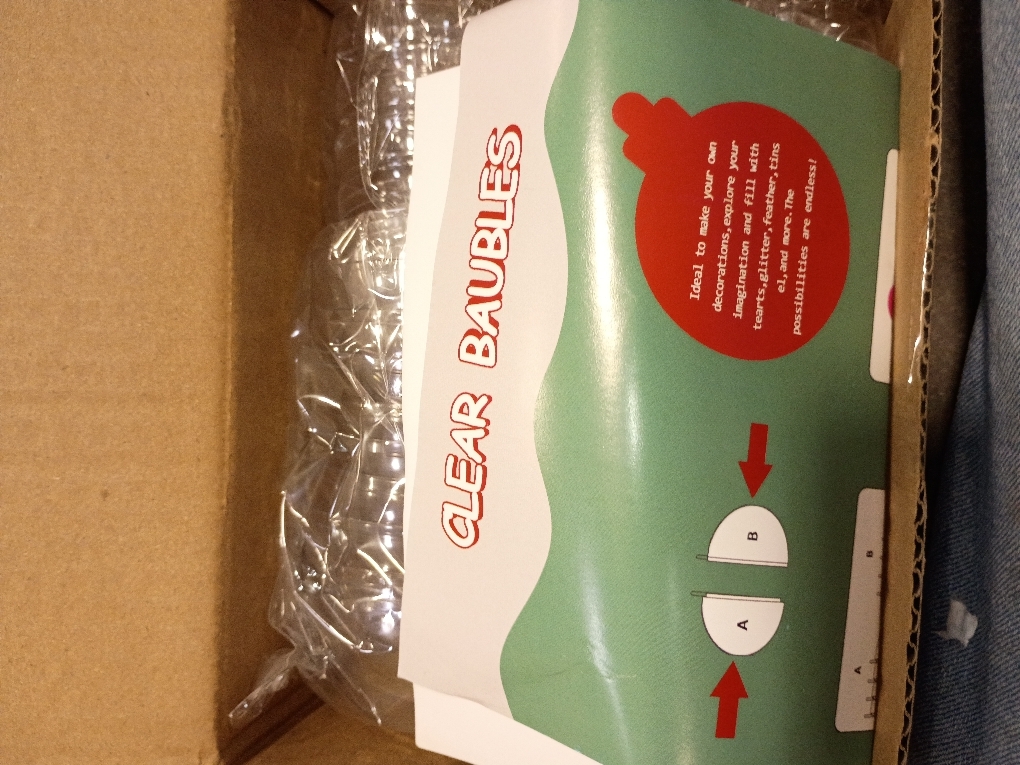 YUMIRNIS 3D Plastic Decorative Balls, 3D ornaments made from plastic, Add Vibrant Pop to Your Home Décor