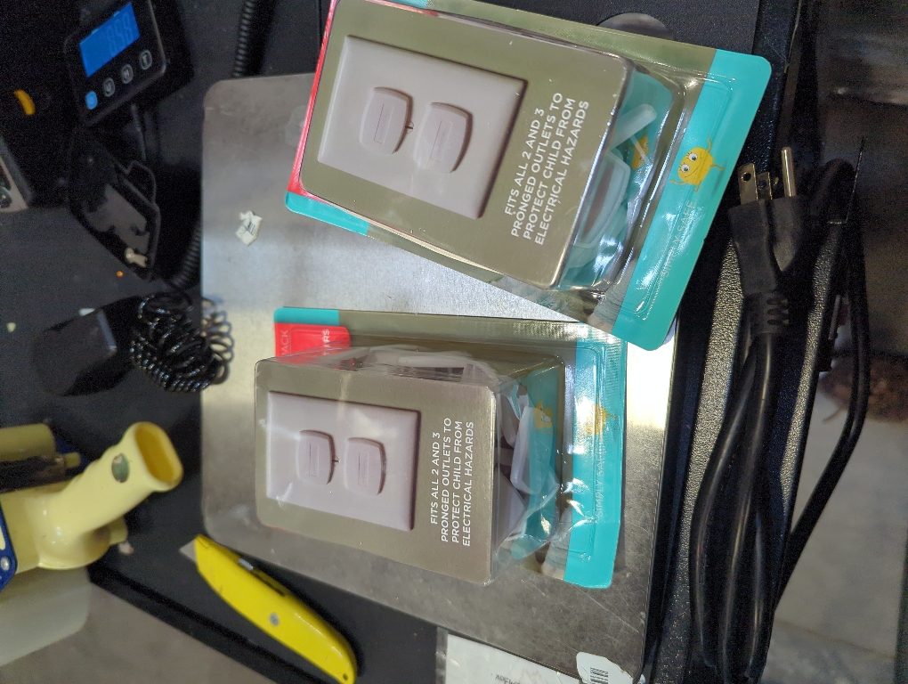 (2pc)Toddle Roo by North States Plug Protectors | Fits Two and Three pronged outlets for Quick Coverage in Seconds | Baby proofing with Confidence (36-Pack, Soft White)