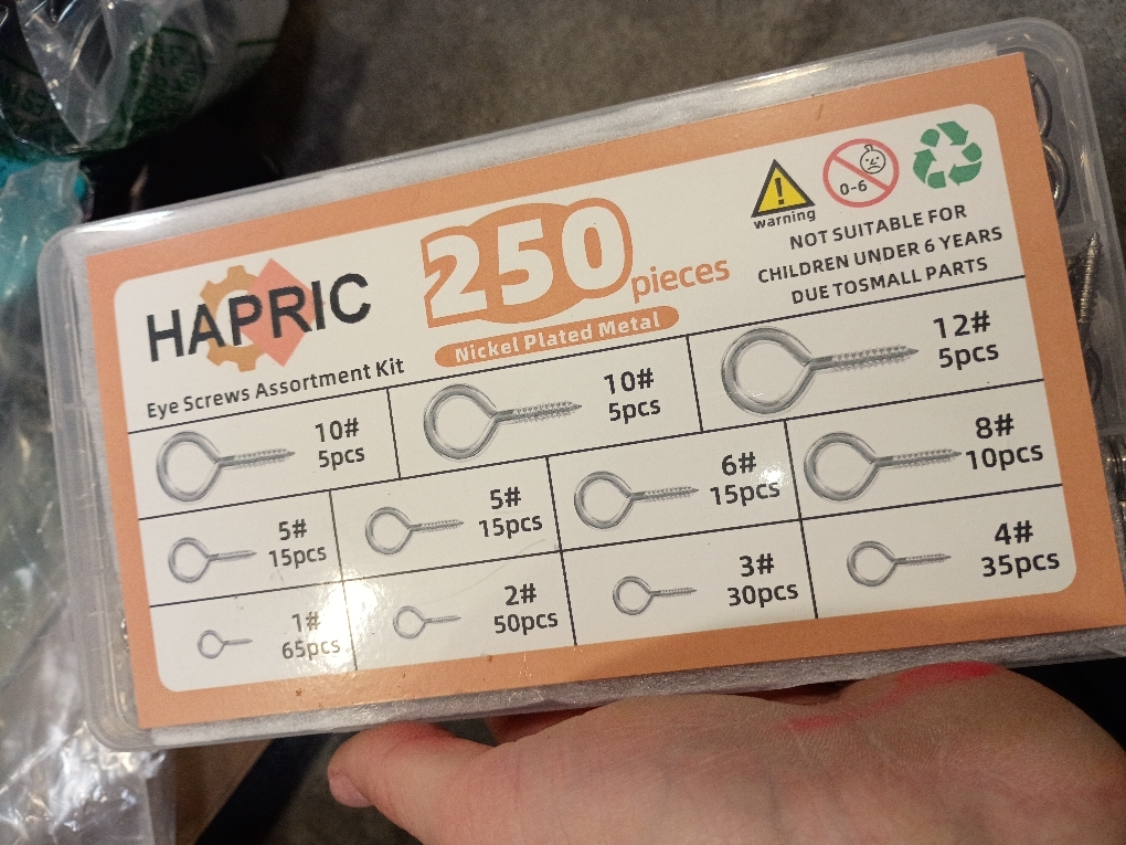 250 Pcs Eye Hook Screw, Screw Eyes 0.75-1.75 Christmas Tree Stand Screws Eye Bolts 9 Size Heavy Duty Eyelet Screw Nickel Plated Self Tapping Screws for Picture Frame