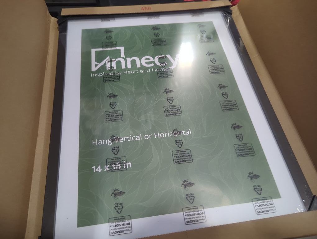 11x18bPicture Frame, Display Pictures 8x10 with Mat or 11x18 Without Mat, Wall Hanging Photo Frame, Black, 1 Pack