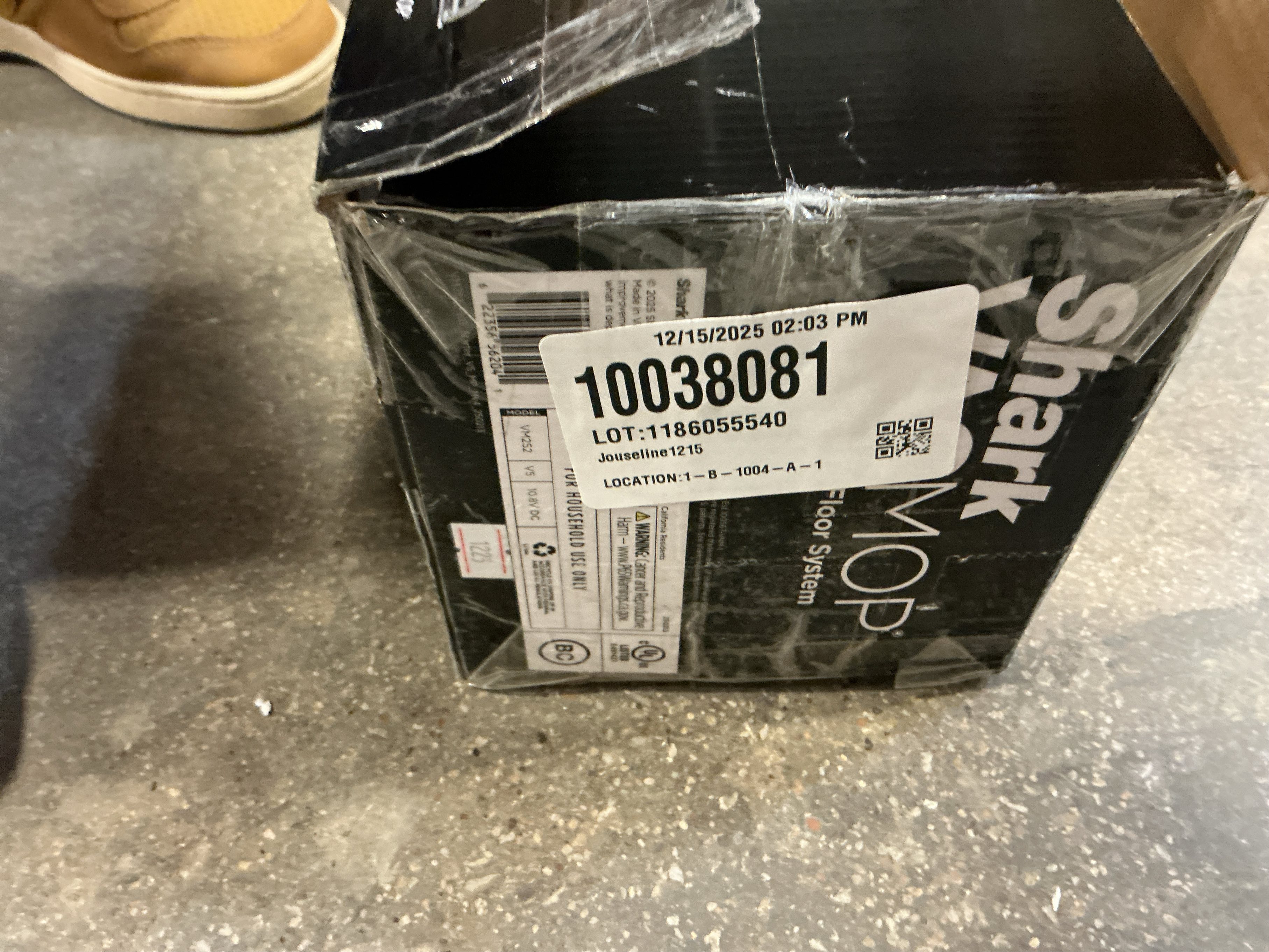 Shark VACMOP™ Pro Cordless Hard Floor Vacuum Mop