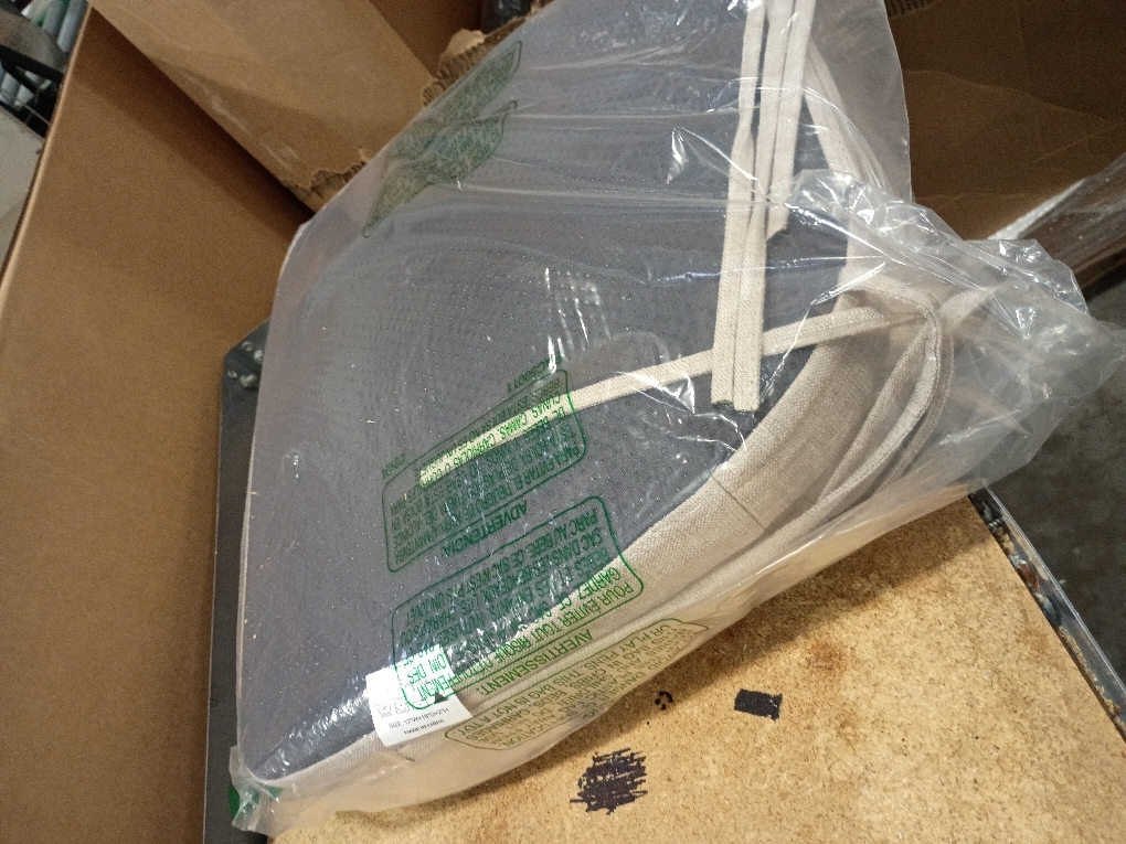 AAAAAcessories D-Shaped Chair Cushions, 2 Thick Dining Chair Pads with Ties and Removable, Machine-Washable Cover, 17 x 16, Set of 2, Oatmeal Beige