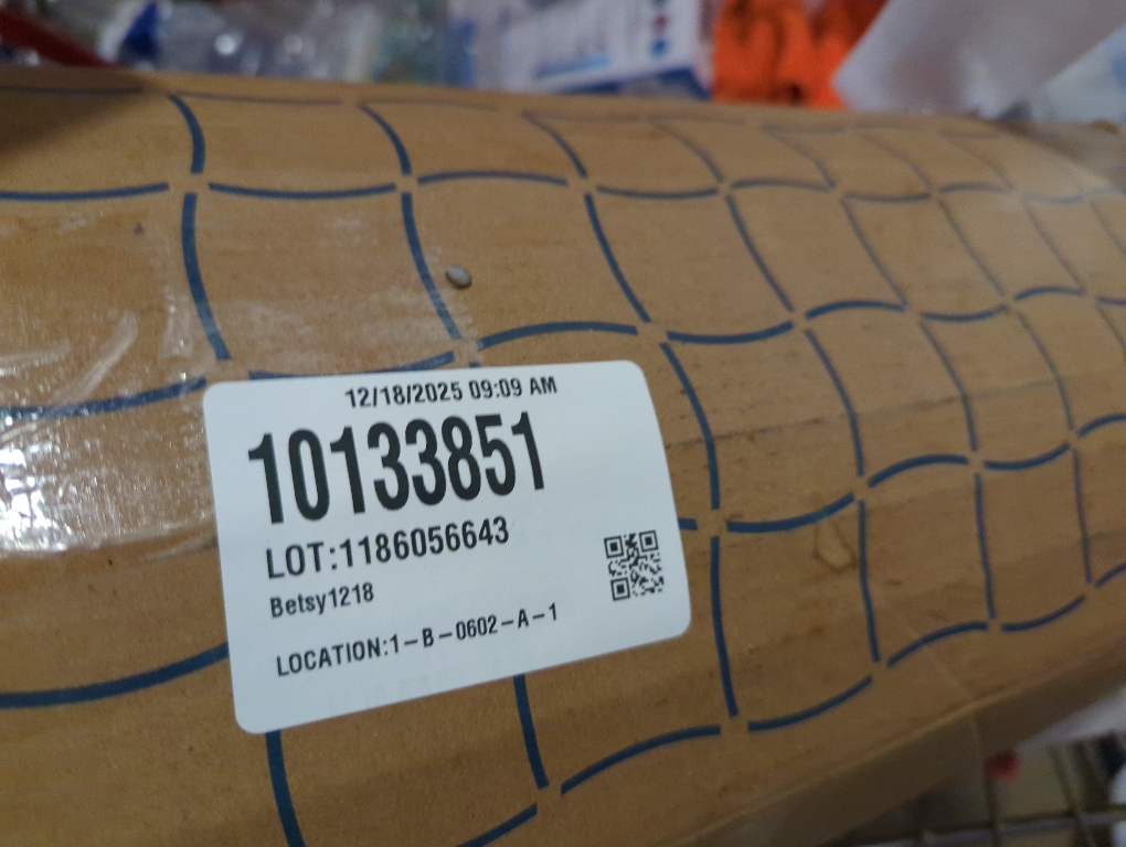 Bedsure GentleSoft Blankets Queen Size for Bed - Super Soft Cozy Blanket for Women Men Girls, Large Fuzzy Fleece Throw for Bedroom Decor, Dark Grey, 90x90 Inches