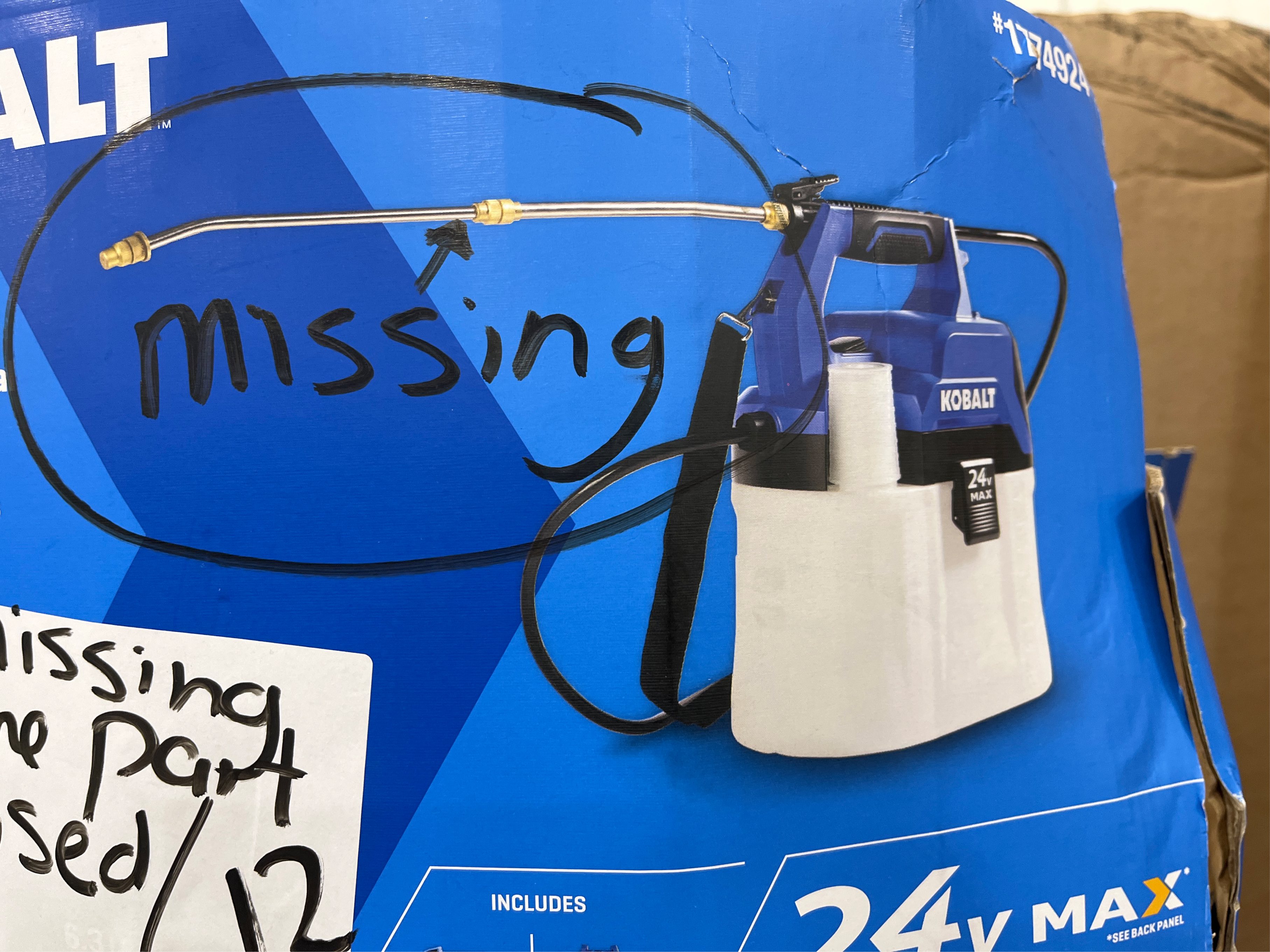 Kobalt 2.11-Gallon Plastic Handheld Sprayer - missing part, see the photo.