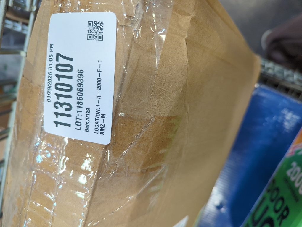 Latepis Faux Fur White Blanket Cozy Thick Bubble Throw for Couch Sofa Bedroom Furry Soft Warm Luxury Twin Blanket for Bed 60x80 Inch, 860gsm