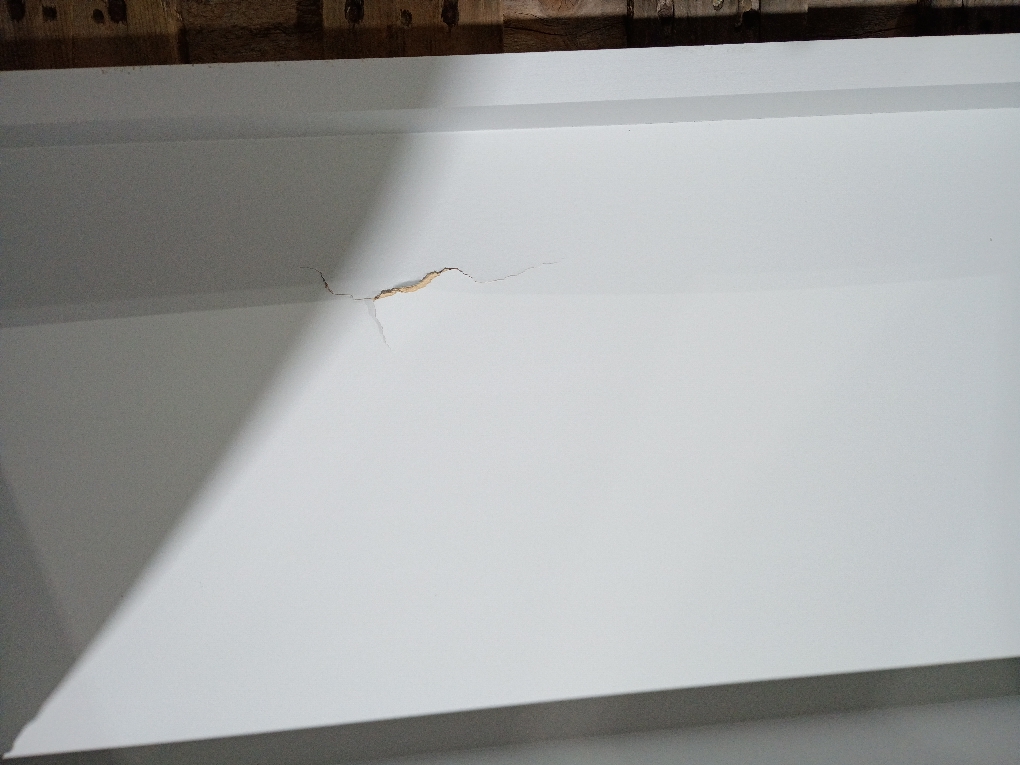 Economy In Wall Ironing Center (little damaged; see the pictures)