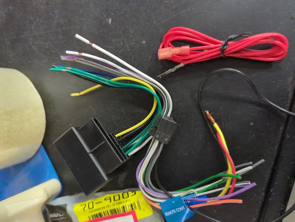 16Pin ISO Aftermarket Radio Harness Adapter for Hyundai 2008-2012 KIA 2009-2013 with 4Pin Adapter, 16Pin Android Car Stereo Wiring Harness with SWC Reverse Cable for Santa Fe Sonata Soul Rio Optima