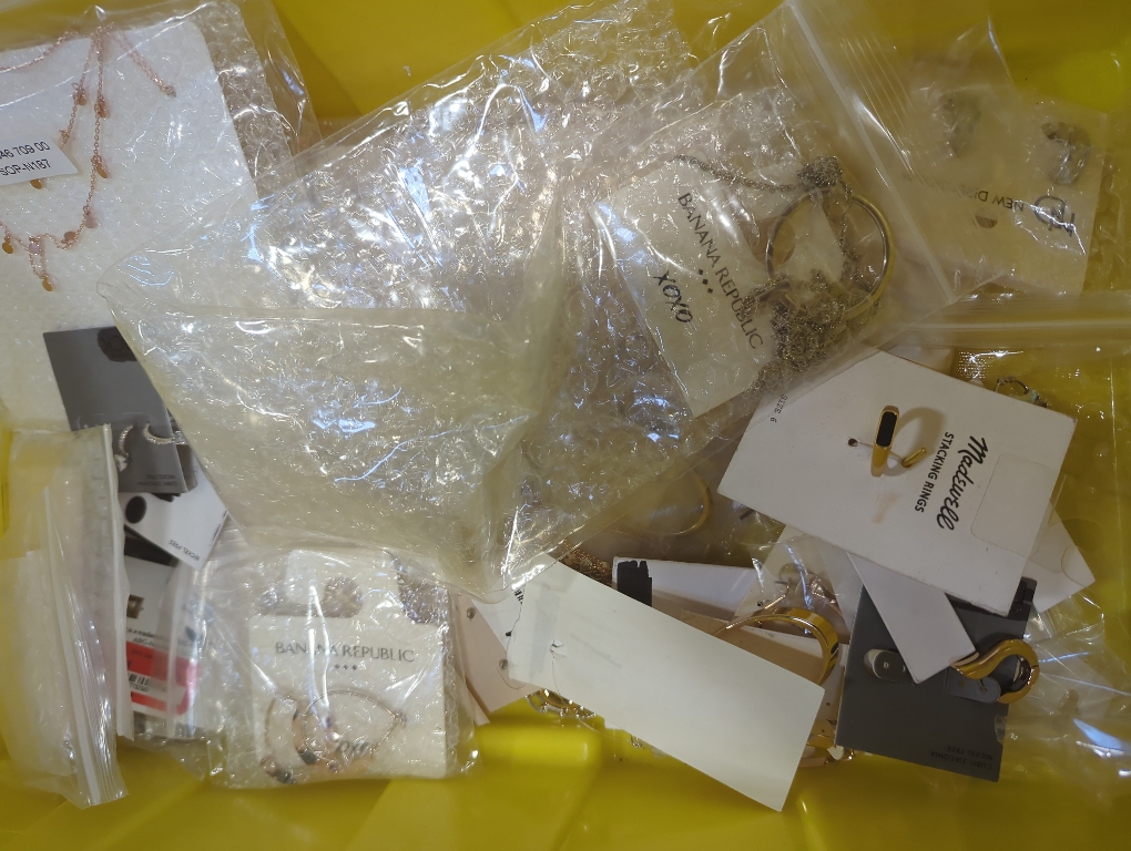 Jewelry Mystery Box - 30 pieces 1186087633