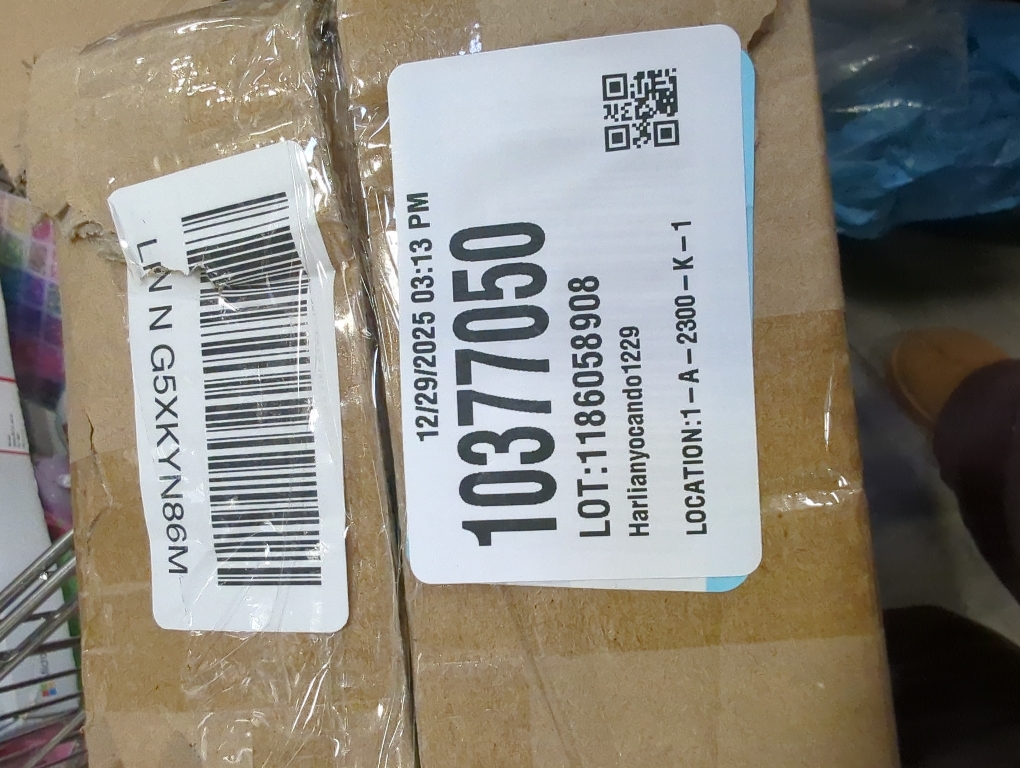 180 Inch Outdoor Projector Screen with Stand: VOOPVOR Portable Projection Screen and Stand, Indoor Rear Front Movie Screen 16:9 4K HD, with Carry Bag, Height Adjustable for Home Theater RVs Camping