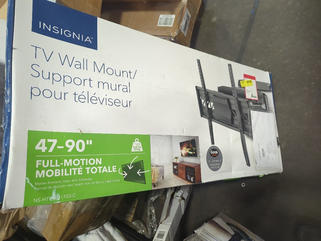 Insignia NS-HTVMM1703-C - Bracket - for flat panel - steel - black - screen size: 47-80 - wall-mountable